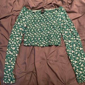 *3 for $20* BNWOT floral green long sleeve